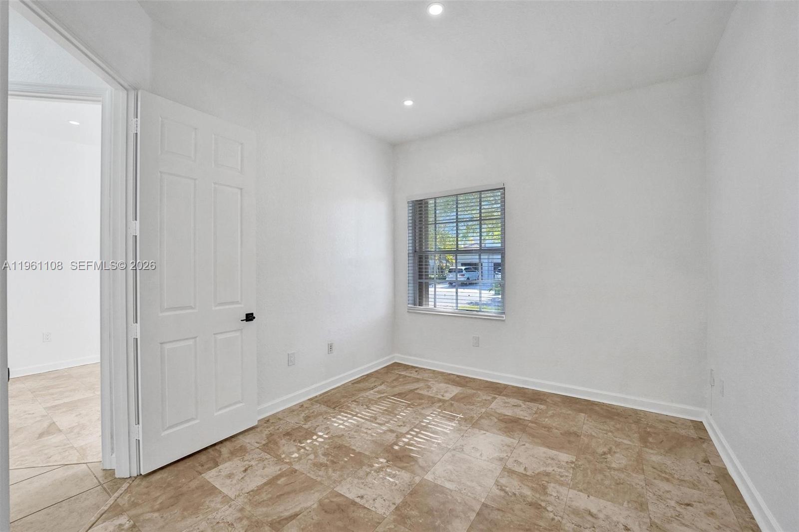 SUNSET LAKES GRAND ISLE - Residential