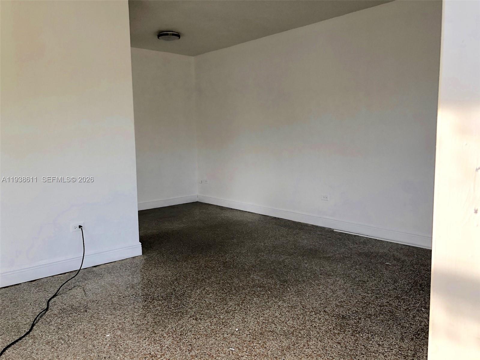 REALTY SECURITIES CORP OF - Residential Lease