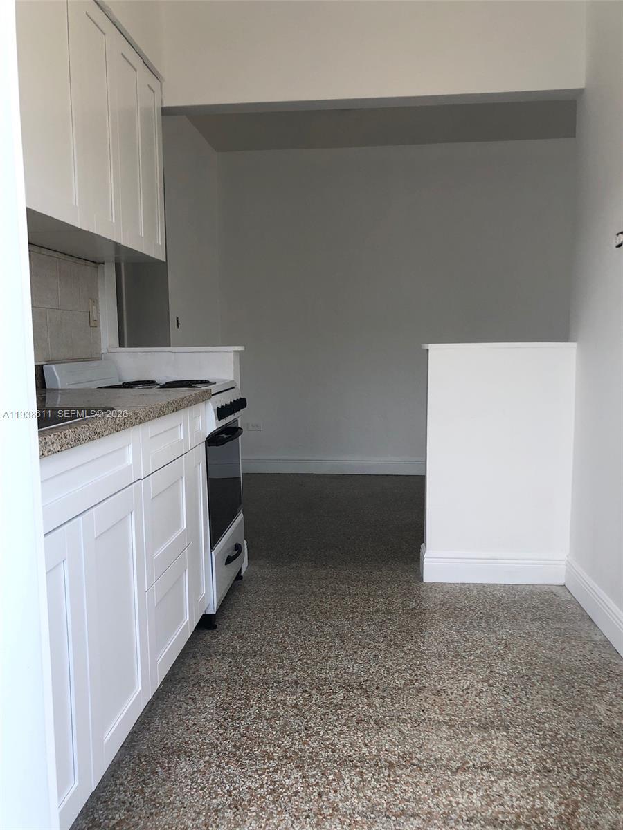 REALTY SECURITIES CORP OF - Residential Lease