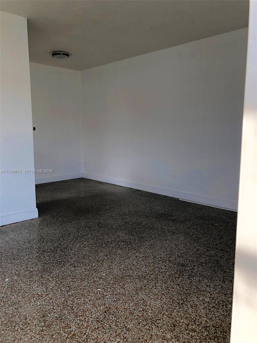 REALTY SECURITIES CORP OF - Residential Lease