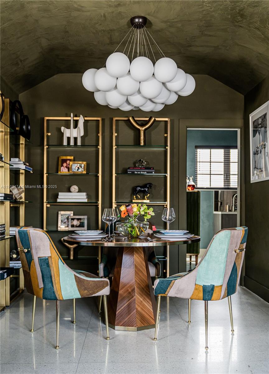 LINCOLN SUB - Residential Lease