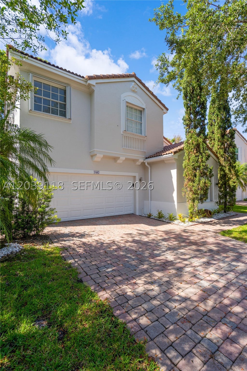 Photo of 7482 NW 21st Ct, Pembroke Pines, FL 33024 (MLS # A12039118)