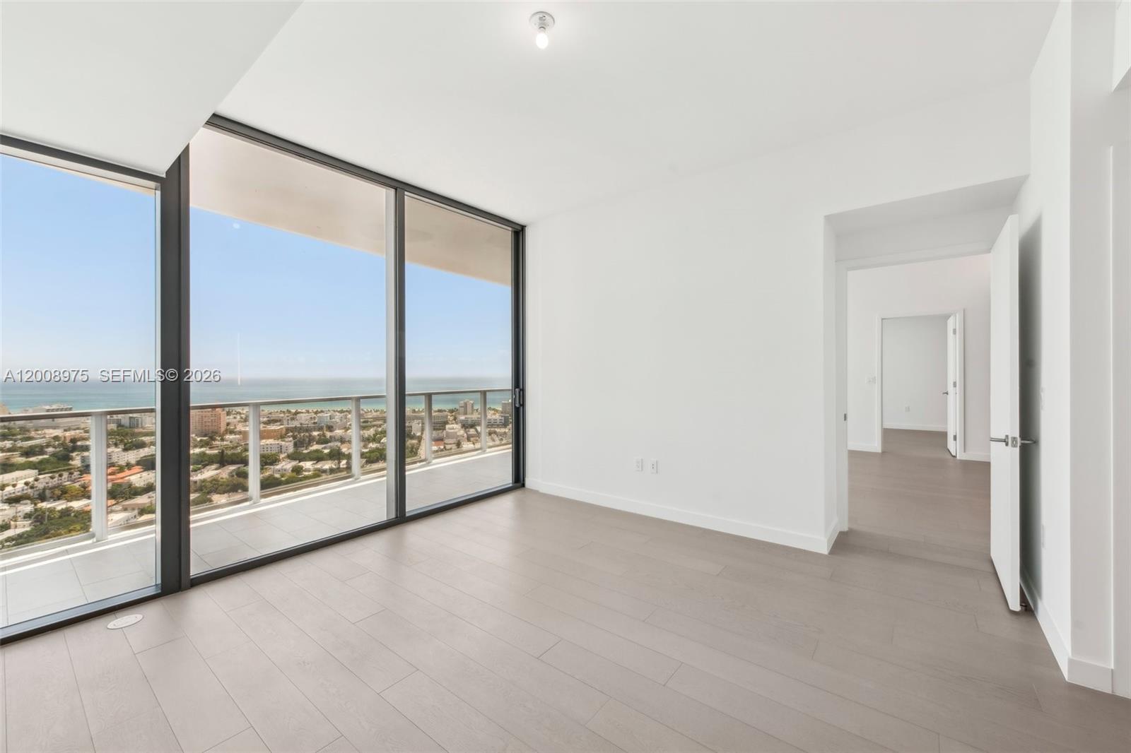 FIVE PARK CONDO - Residential