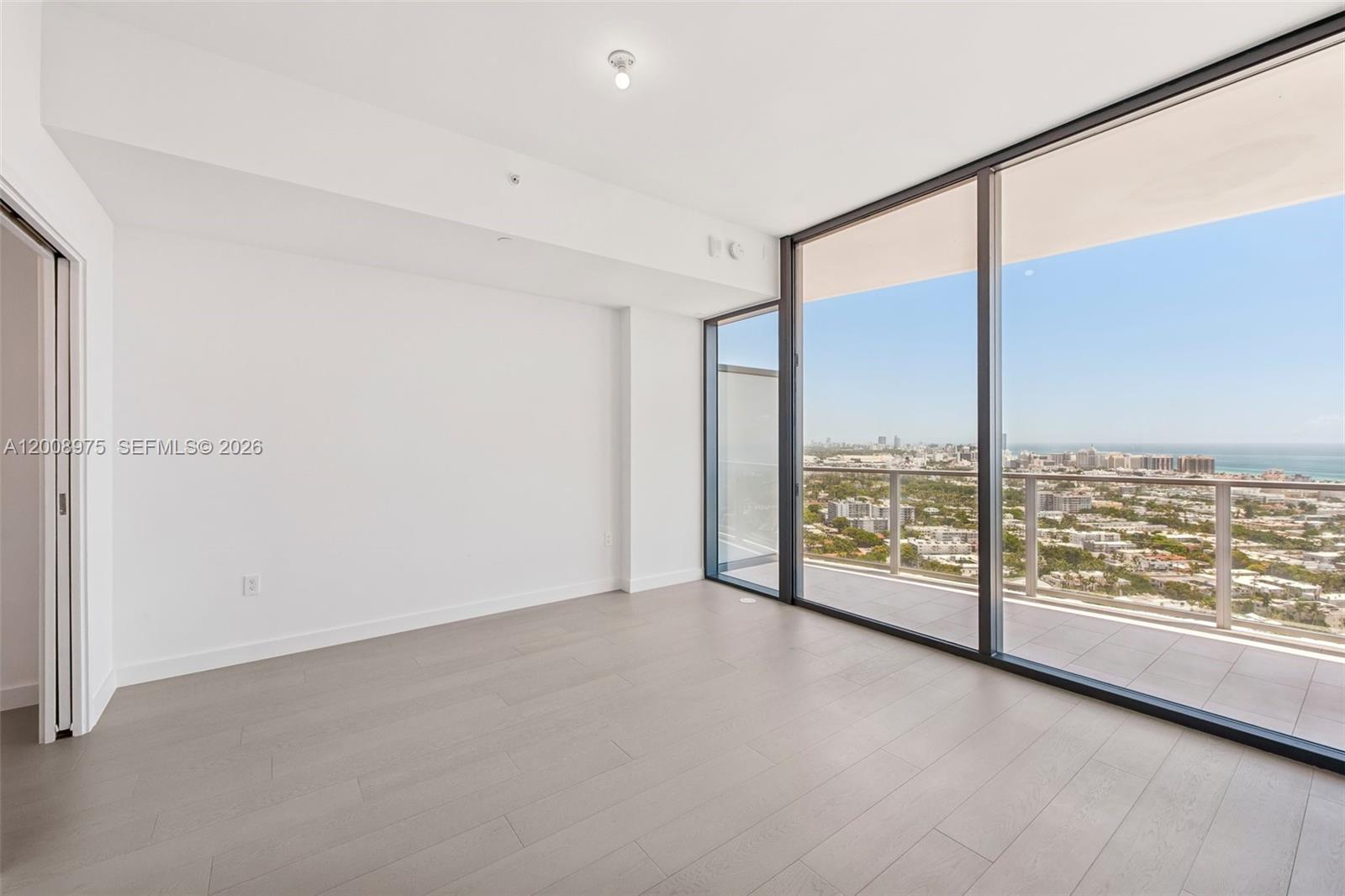 FIVE PARK CONDO - Residential