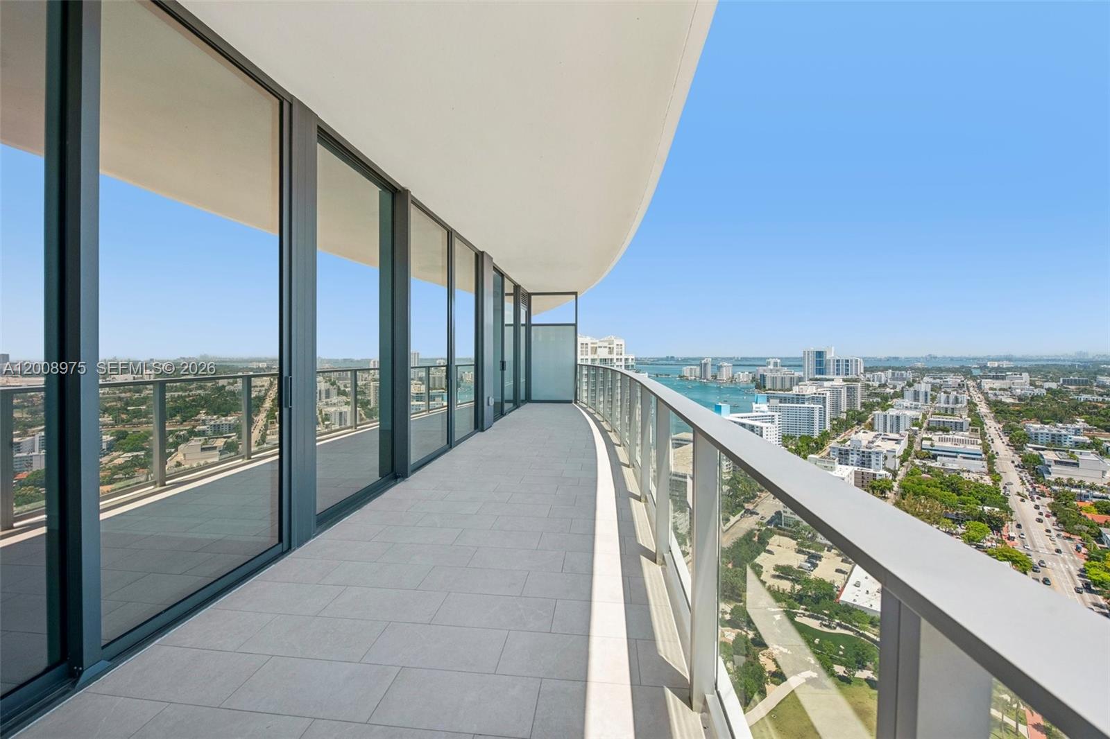 FIVE PARK CONDO - Residential