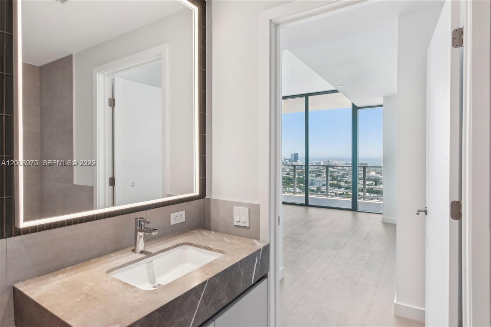 FIVE PARK CONDO - Residential