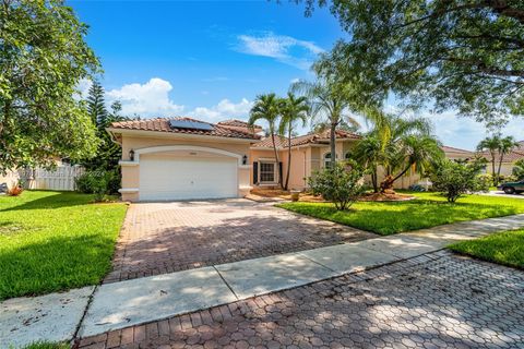 Single Family Residence in Pembroke Pines FL 16401 15th St St.jpg