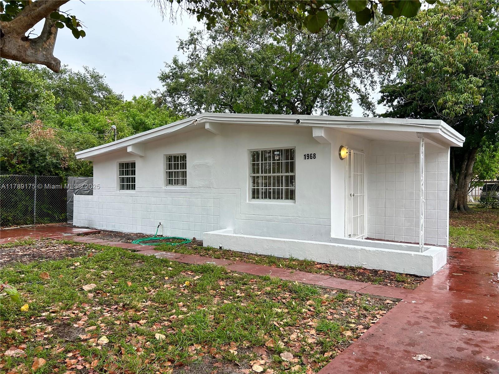 Property for Sale at 1968 Lincoln Ave, Opa-Locka, Miami-Dade County, Florida - Bedrooms: 3 
Bathrooms: 1  - $325,000