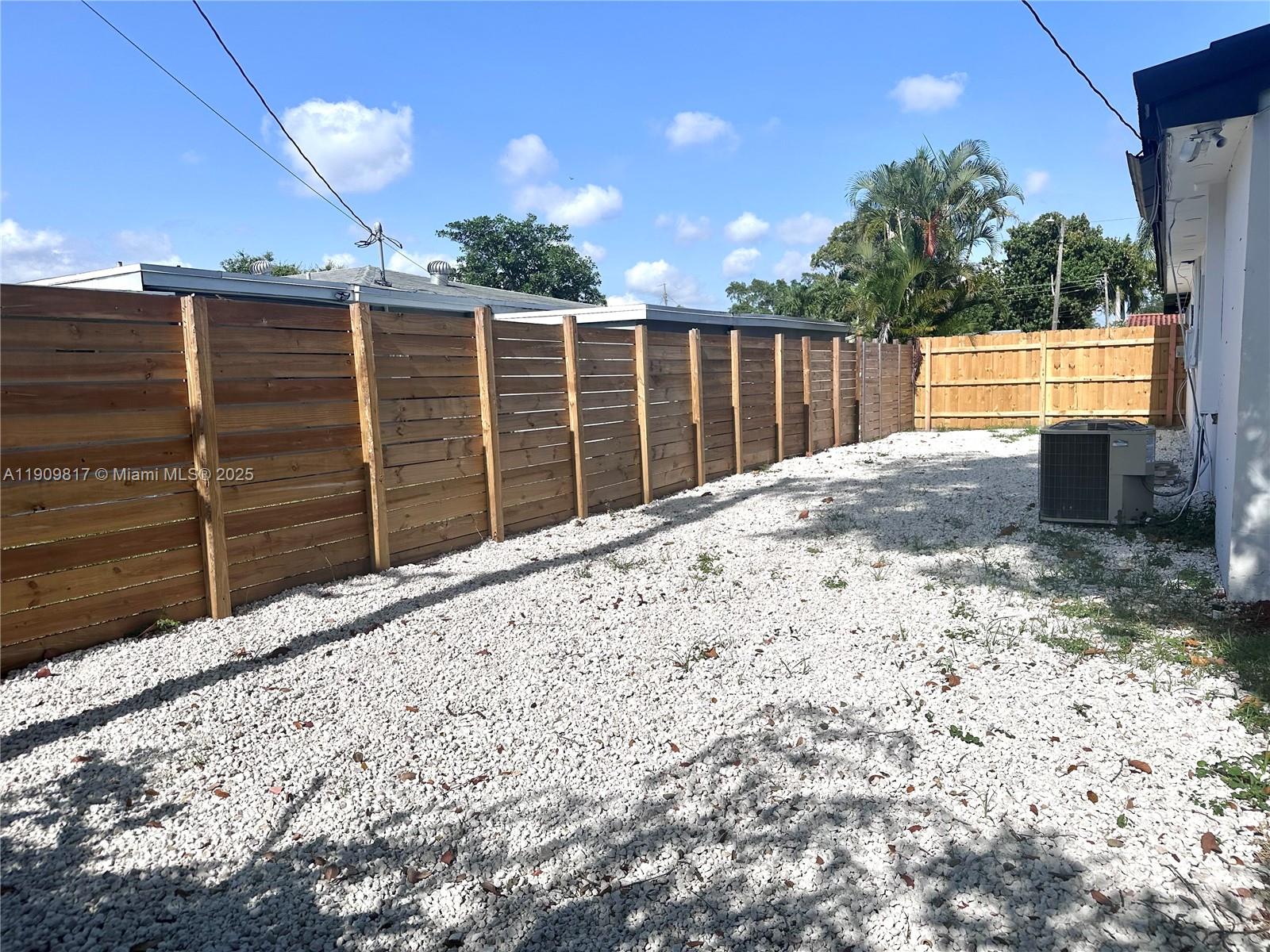 SHERIDAN PARK - Residential Lease