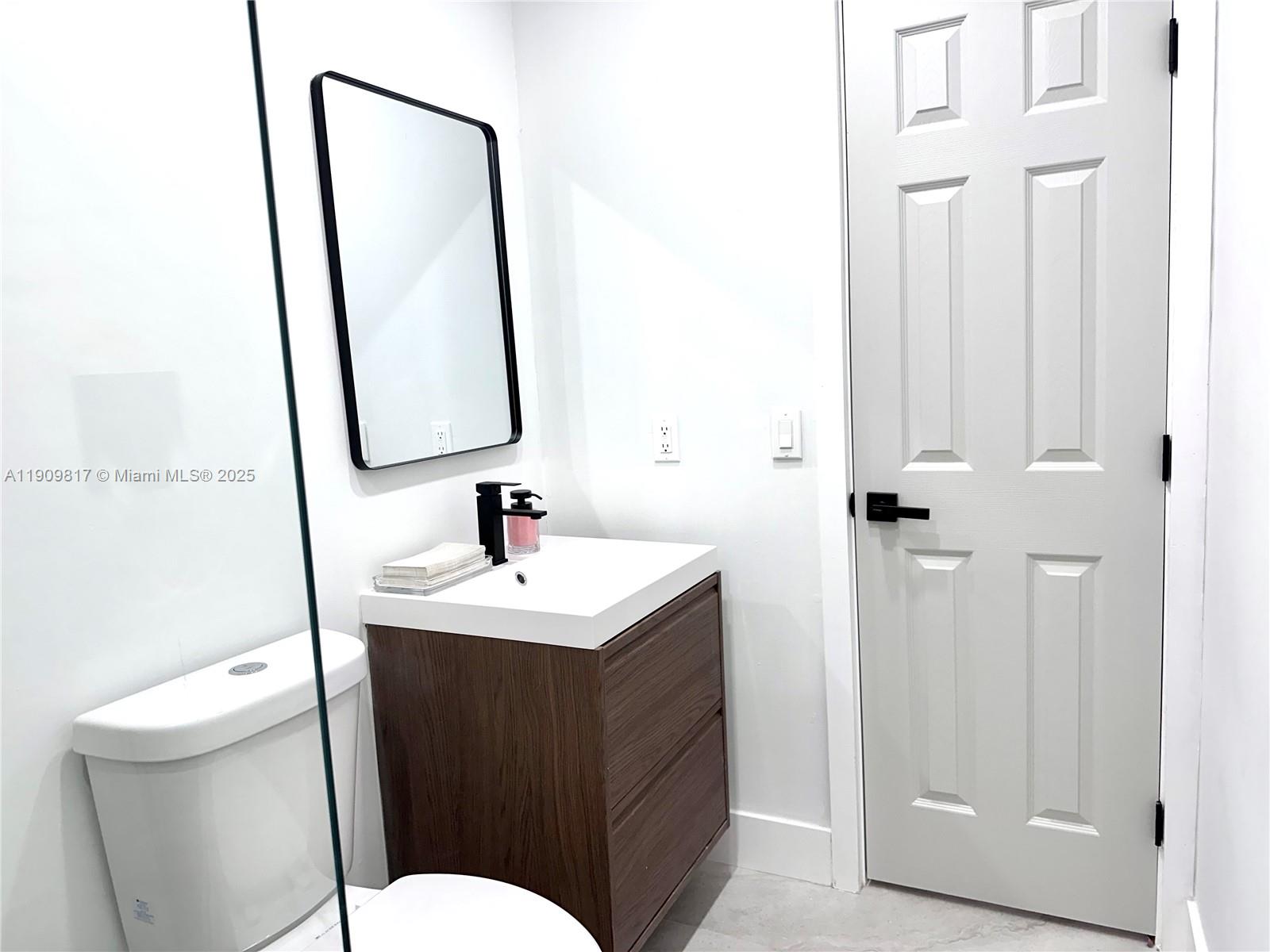 SHERIDAN PARK - Residential Lease