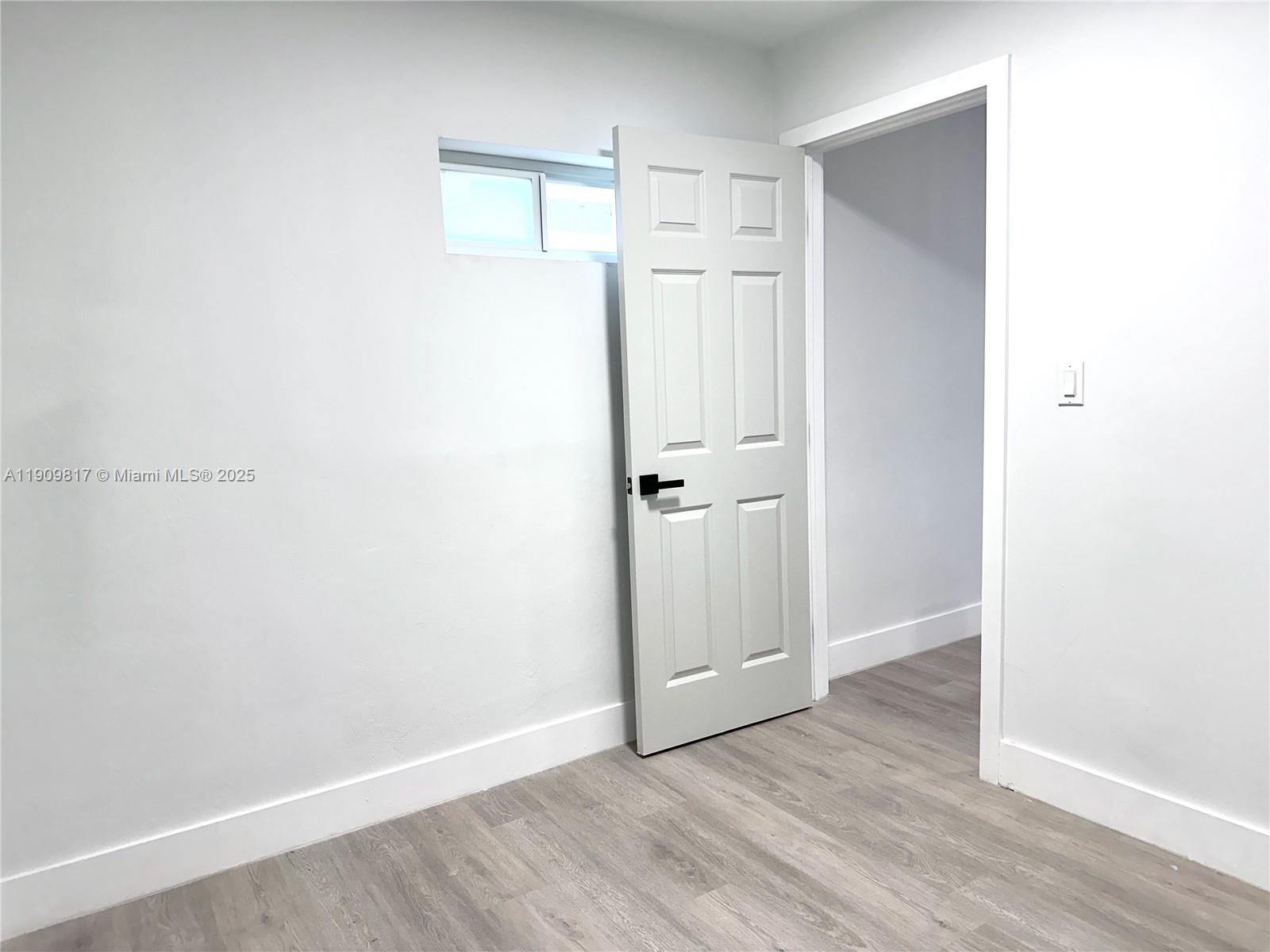 SHERIDAN PARK - Residential Lease