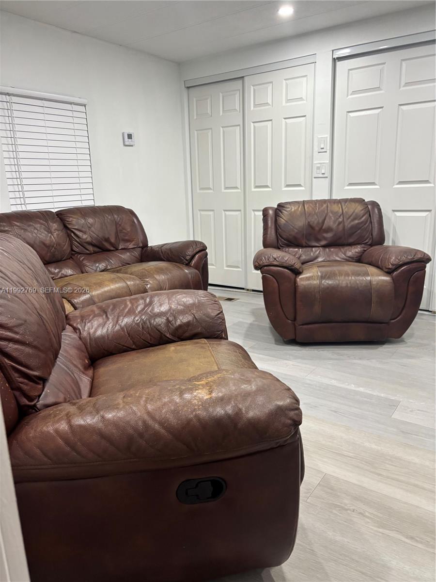 University Lakes - Residential