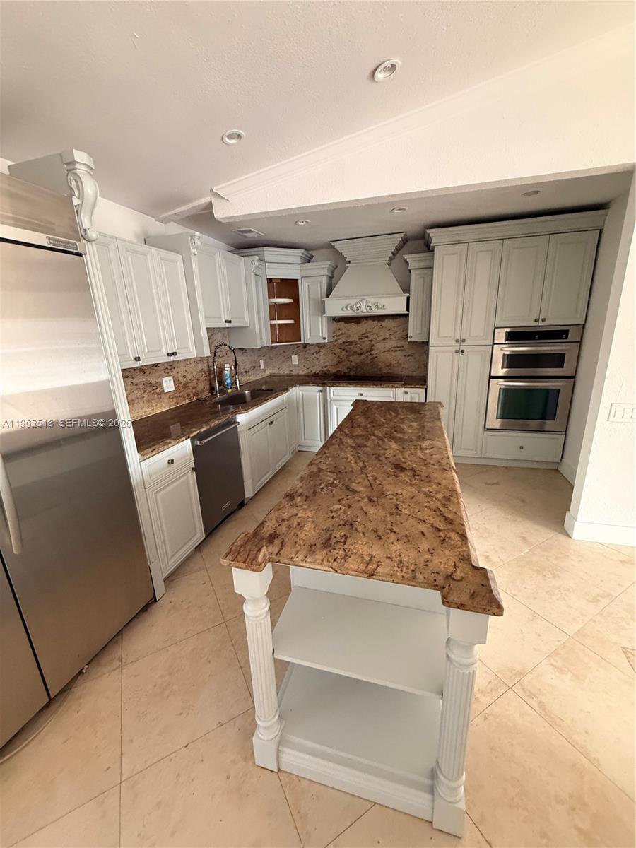 CHATELAINE - Residential