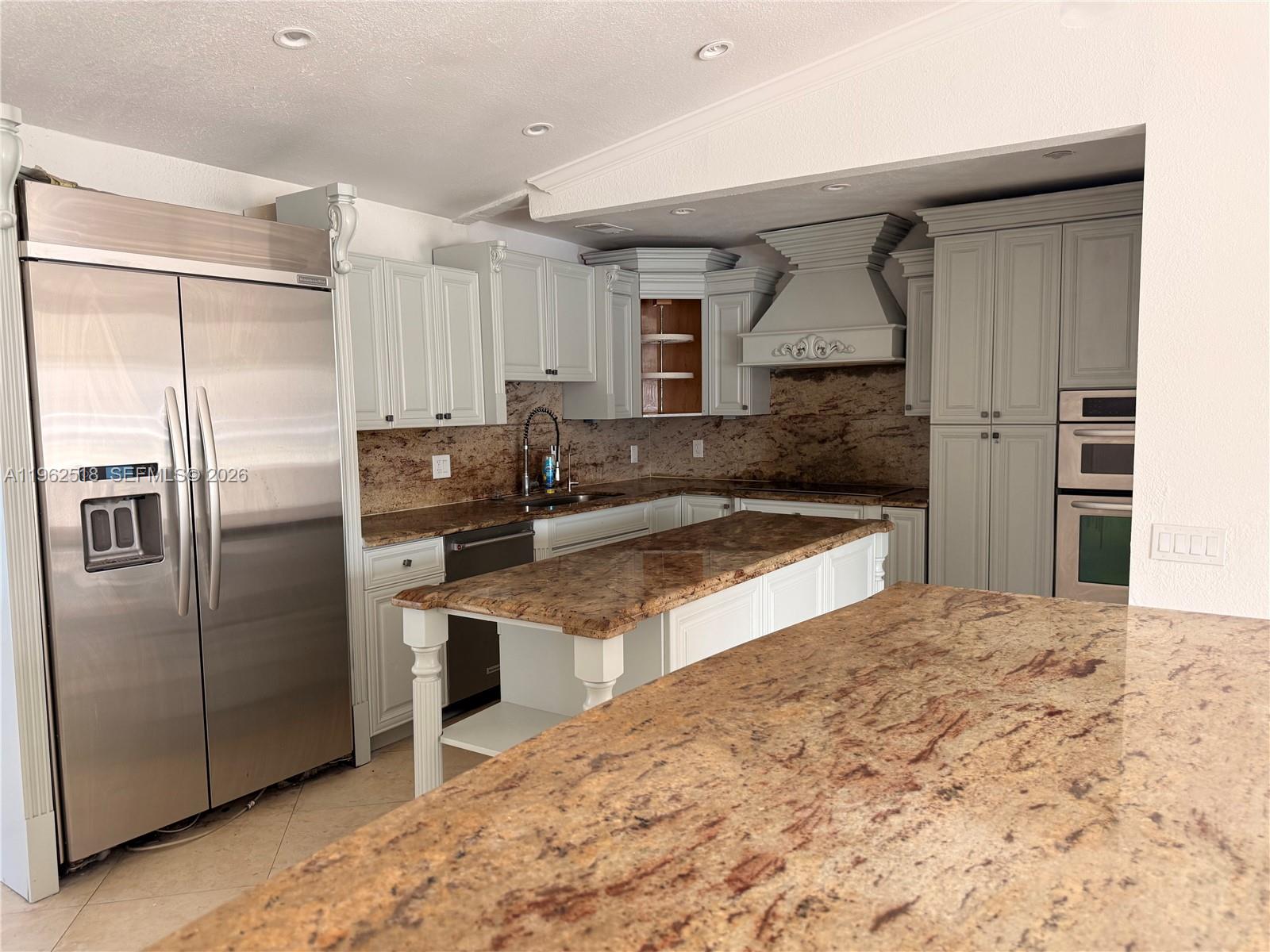 CHATELAINE - Residential