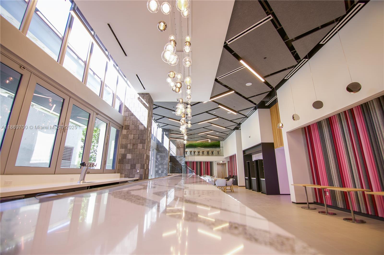 YOTELPAD MIAMI - Residential