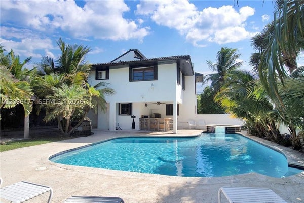 53 E BEACH RD, TAVERNIER, FL 33070 - Image d20bac46e70eabc705df03bb261d9bff/3292840734