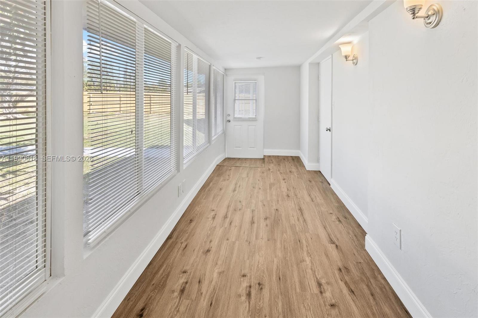 SUNN LAKES - Residential Income