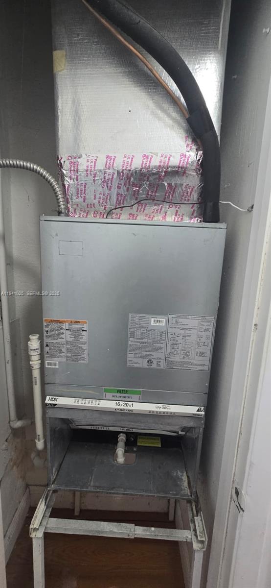 HAPPY APARTMENTS CONDO - Residential Lease