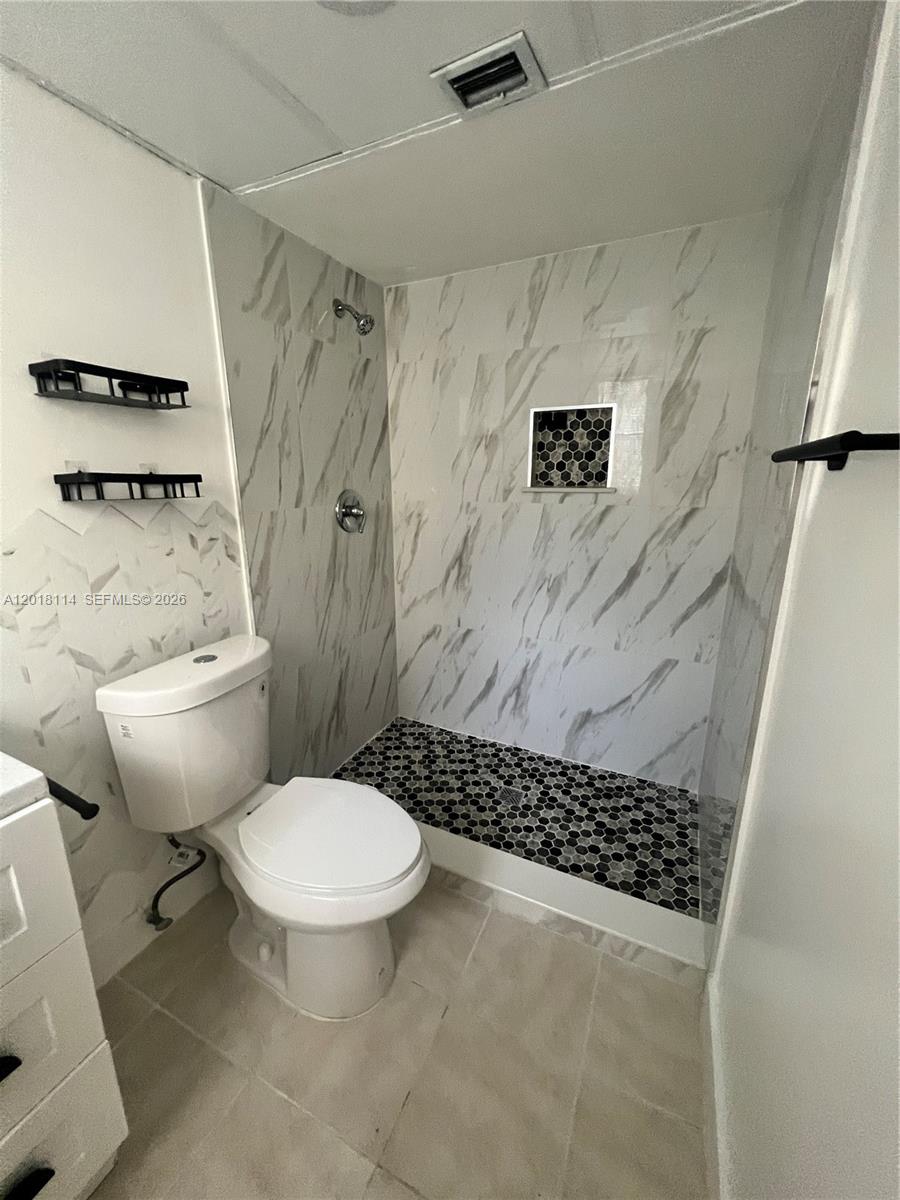 COURTYARDS OF BROWARD - Residential
