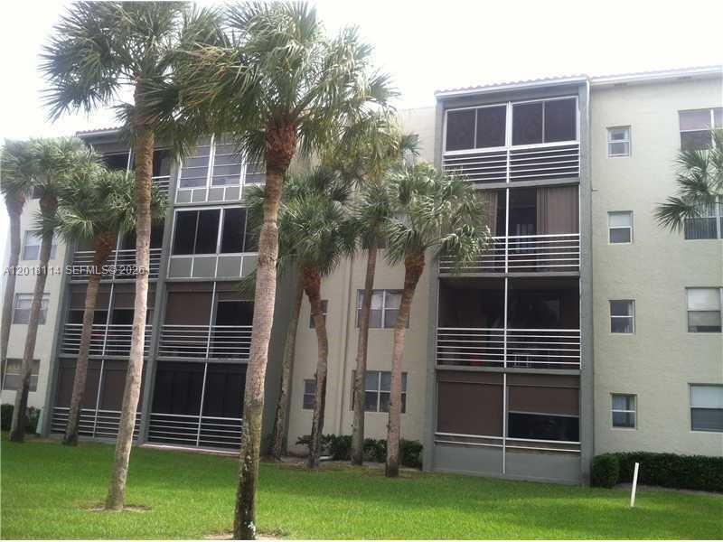 COURTYARDS OF BROWARD - Residential