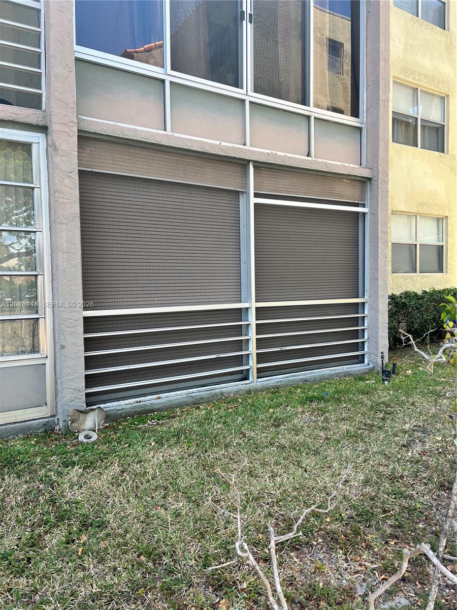 COURTYARDS OF BROWARD - Residential