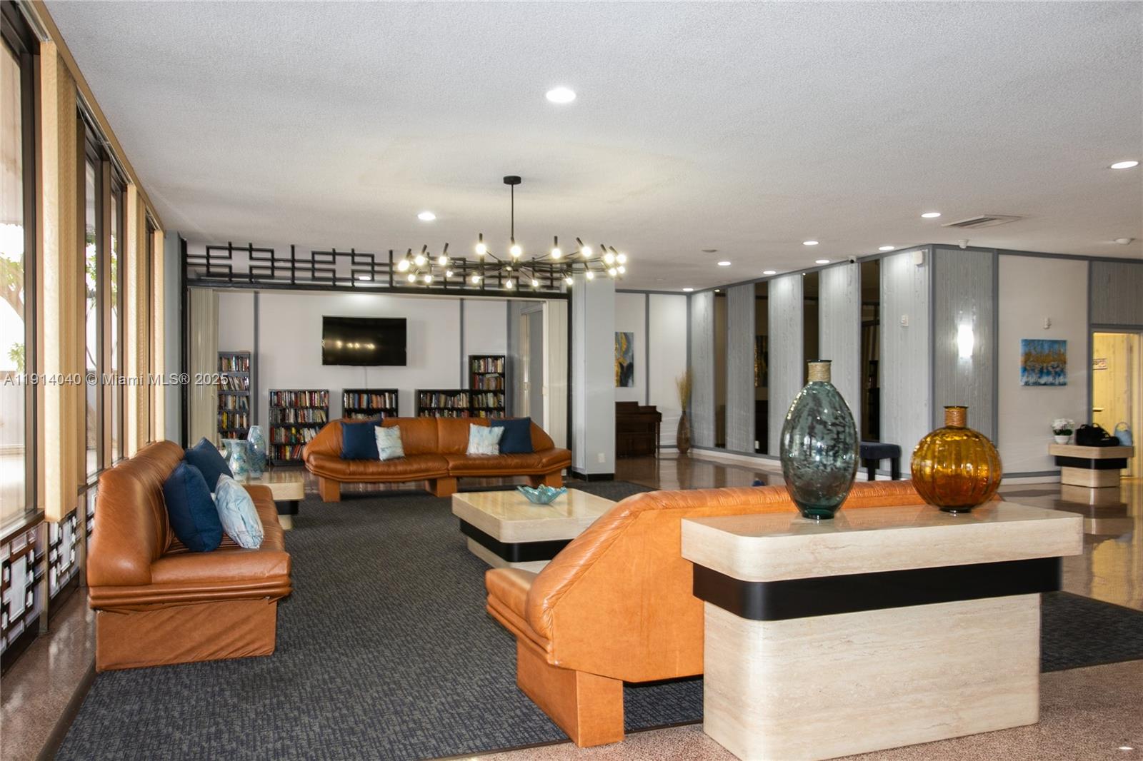 GOLDEN SURF TOWERS CONDO - Residential Lease