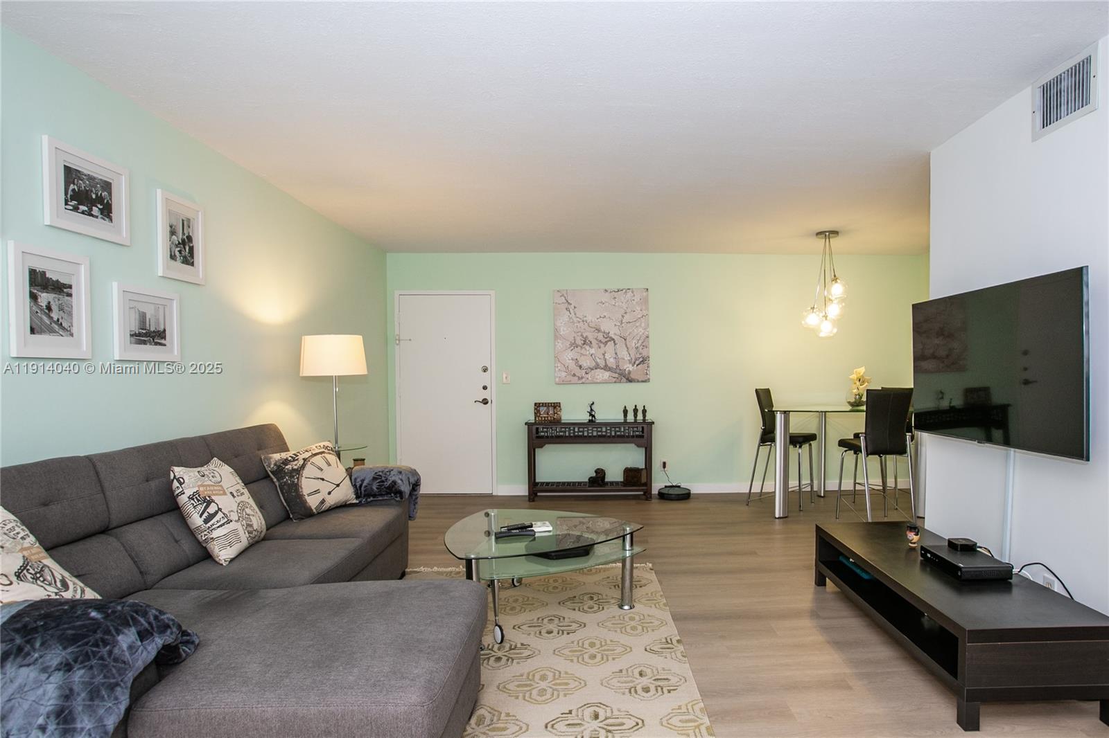 GOLDEN SURF TOWERS CONDO - Residential Lease