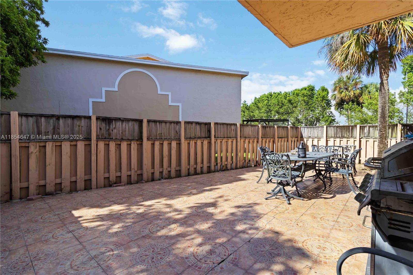 DORAL GARDENS CONDO - Residential