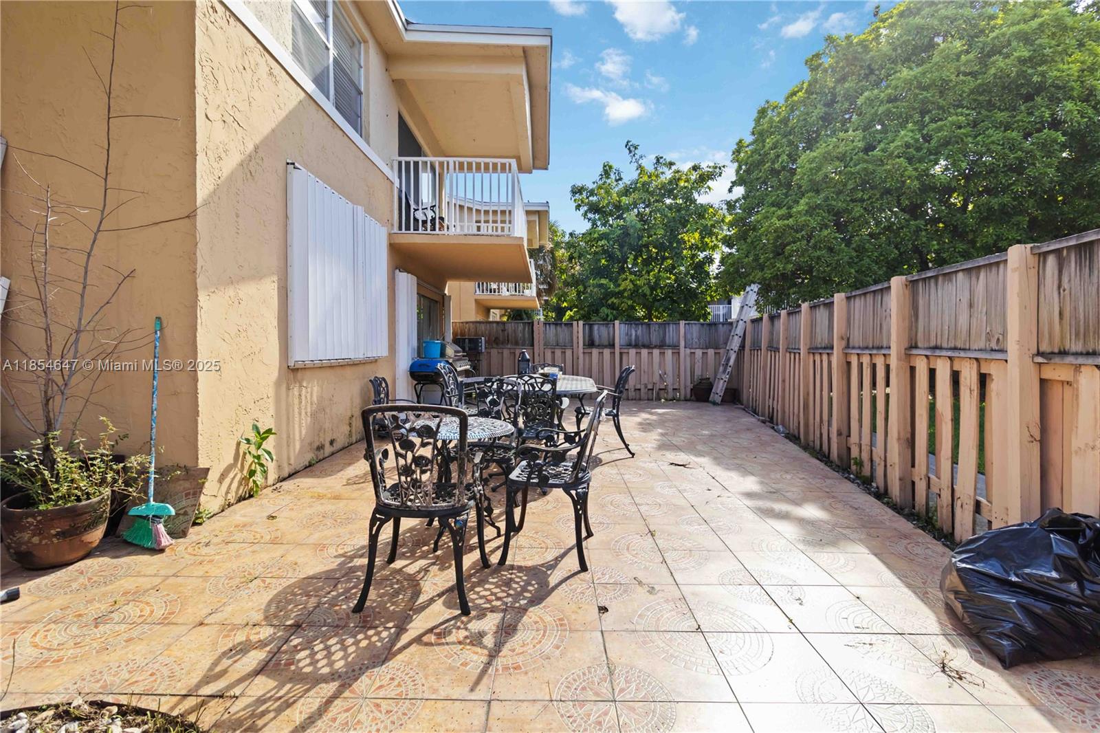 DORAL GARDENS CONDO - Residential