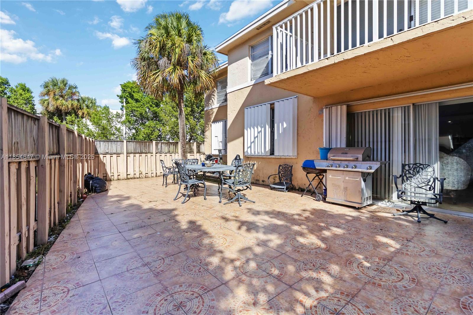 DORAL GARDENS CONDO - Residential
