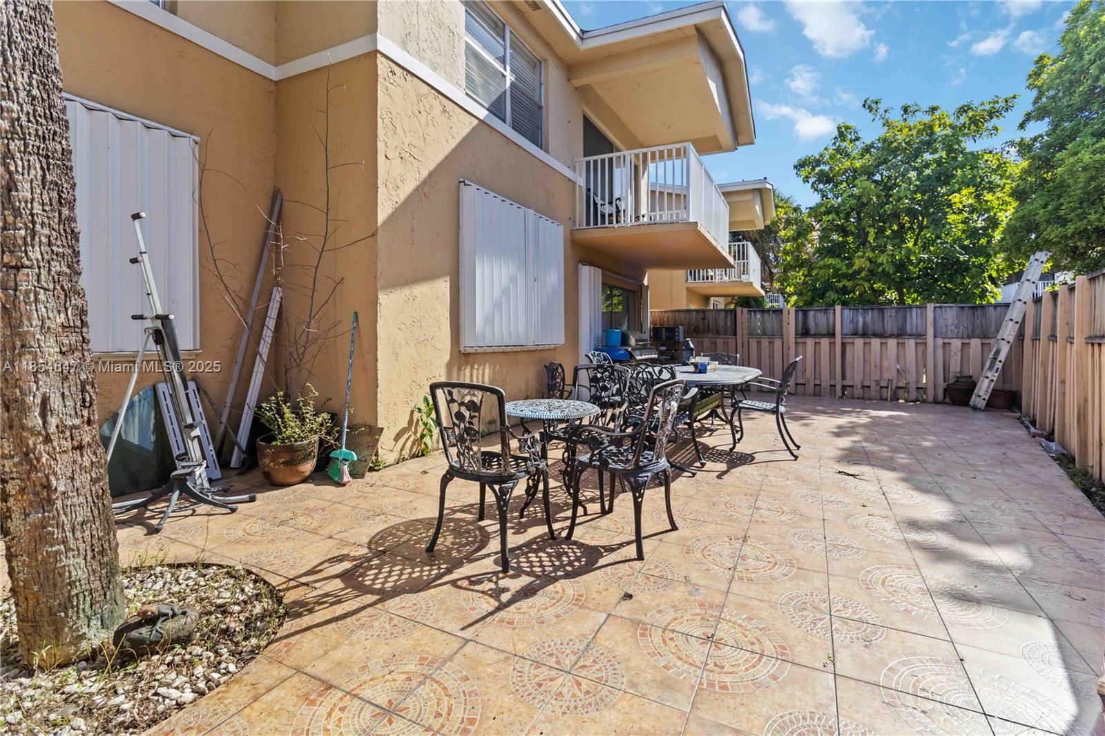 DORAL GARDENS CONDO - Residential