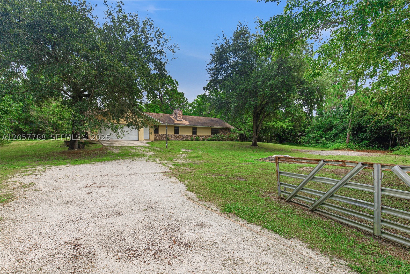 13087 N 52nd Ct N