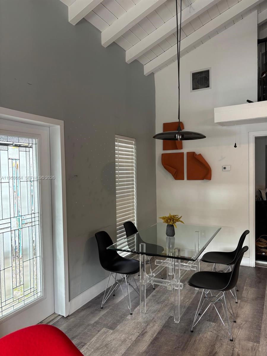 COCONUT GROVE PARK 2ND AM - Residential Lease