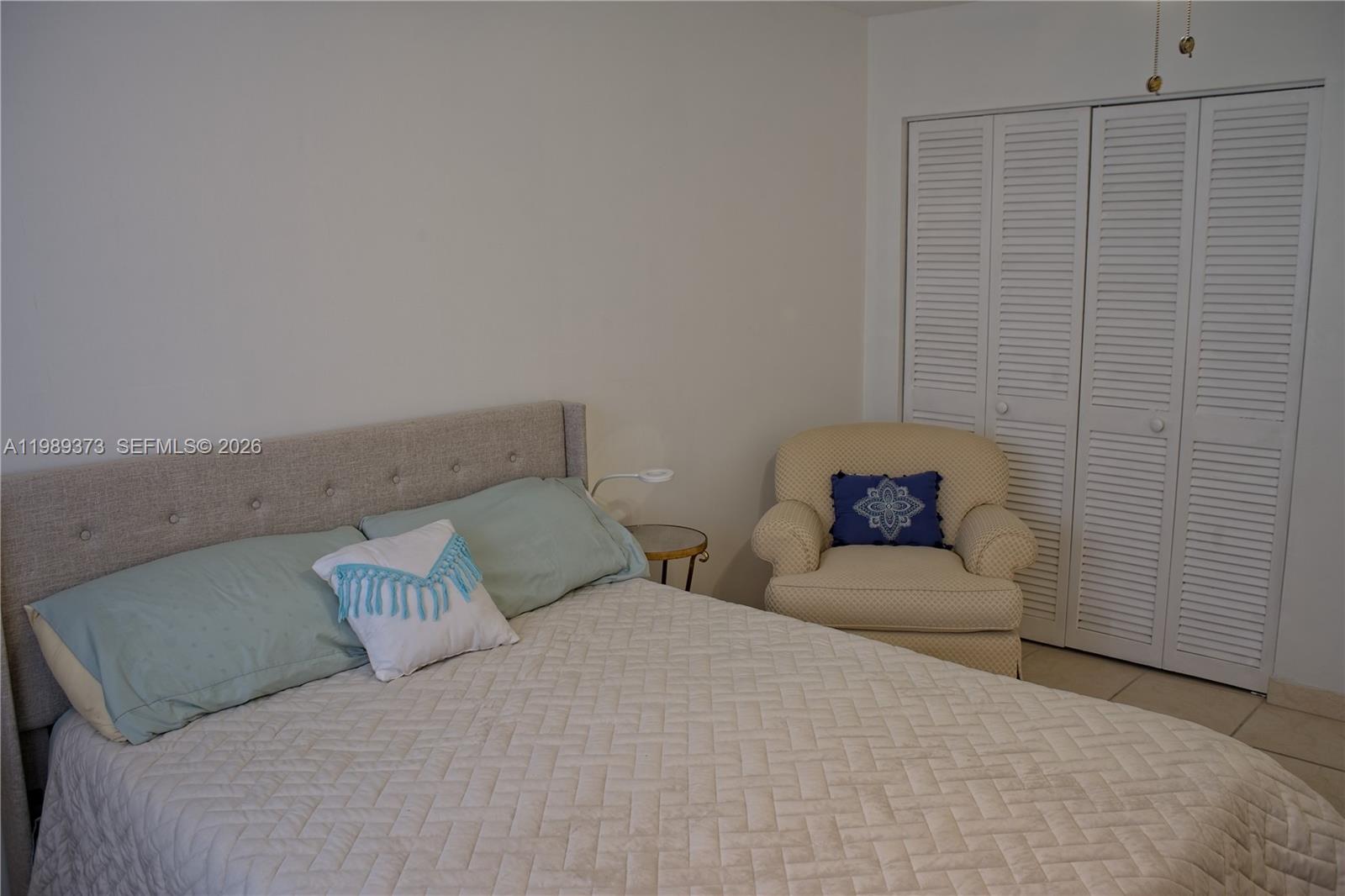 BEVERLY HILLS CONDO NUMBE - Residential