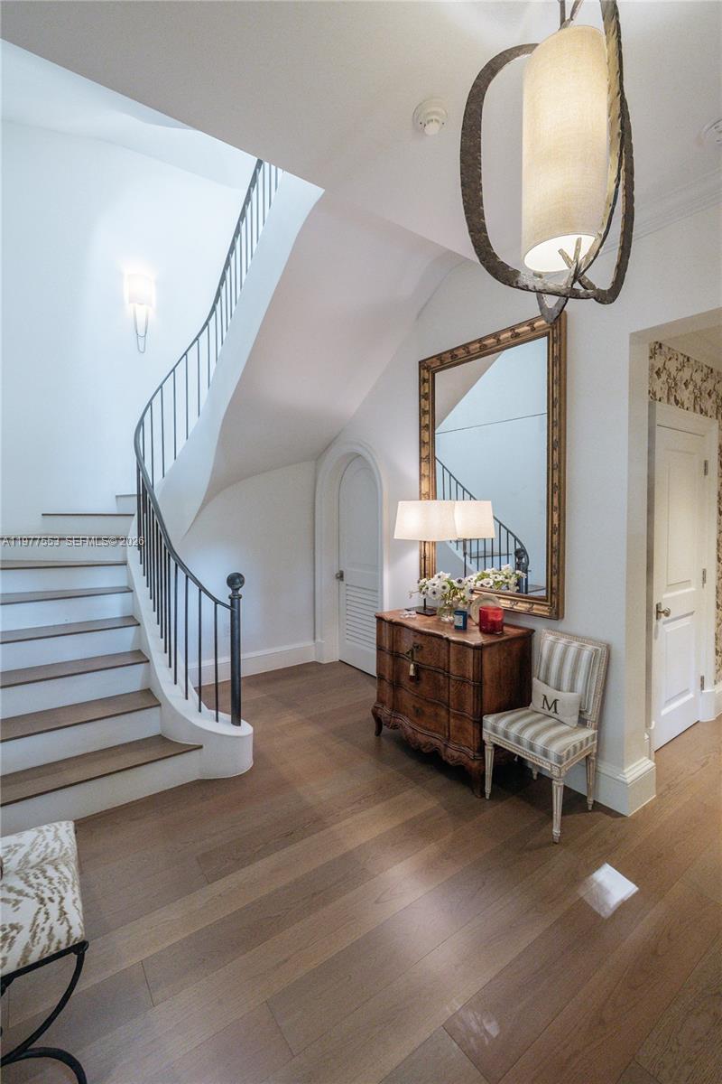 CORAL GABLES BILTMORE SEC - Residential