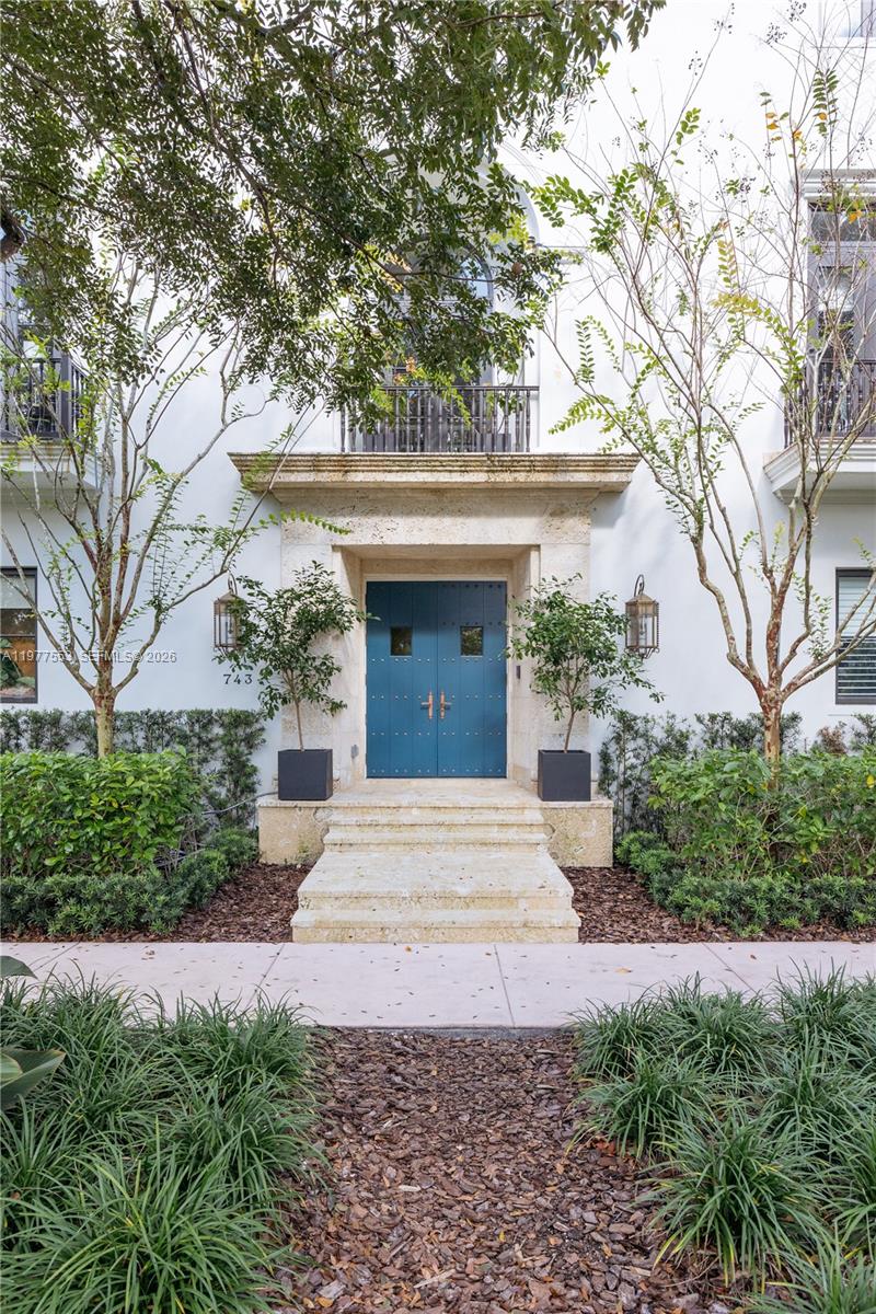 CORAL GABLES BILTMORE SEC - Residential