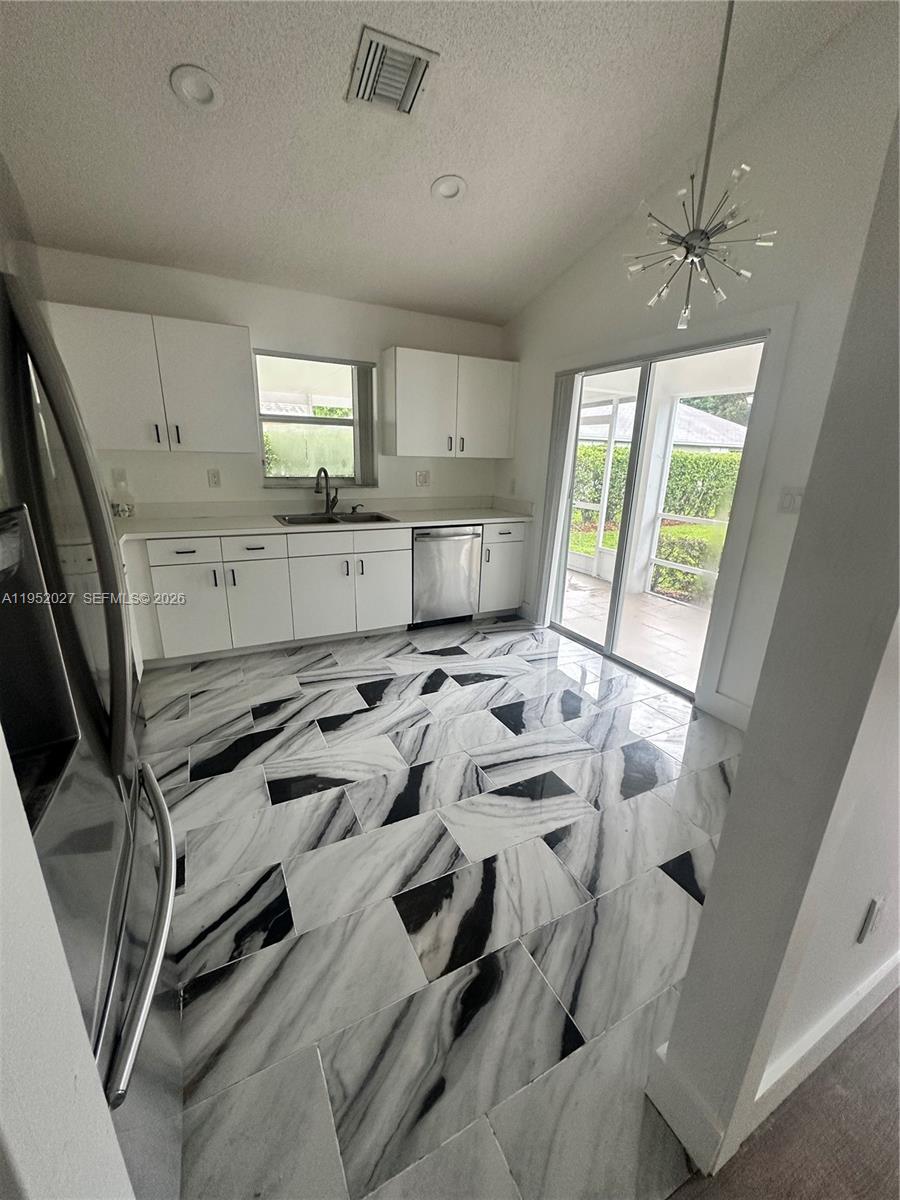 KEYS-GATE NO 2 - Residential