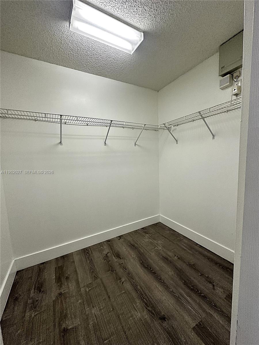 KEYS-GATE NO 2 - Residential