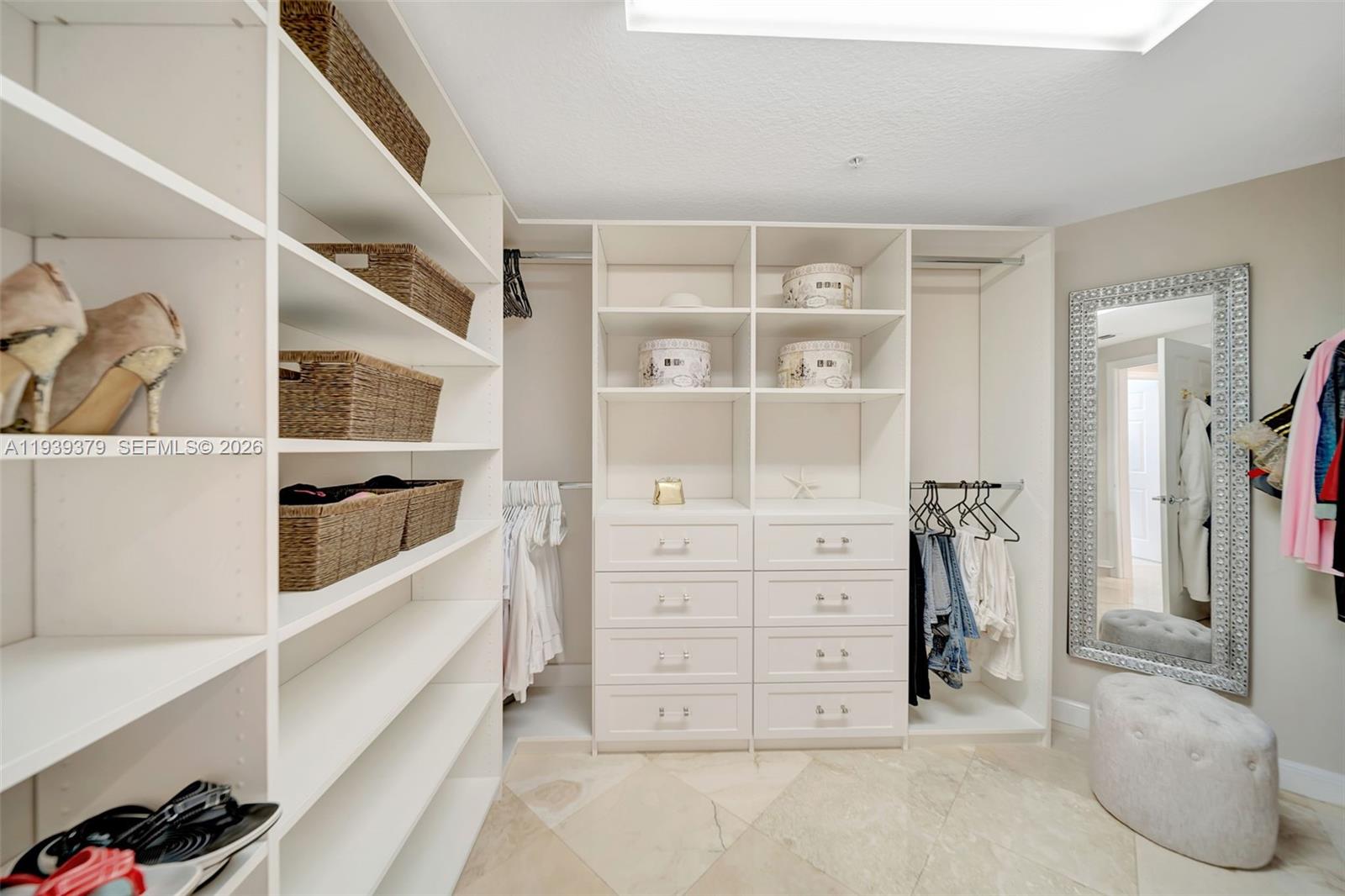 RENAISSANCE ON THE OCEAN - Residential