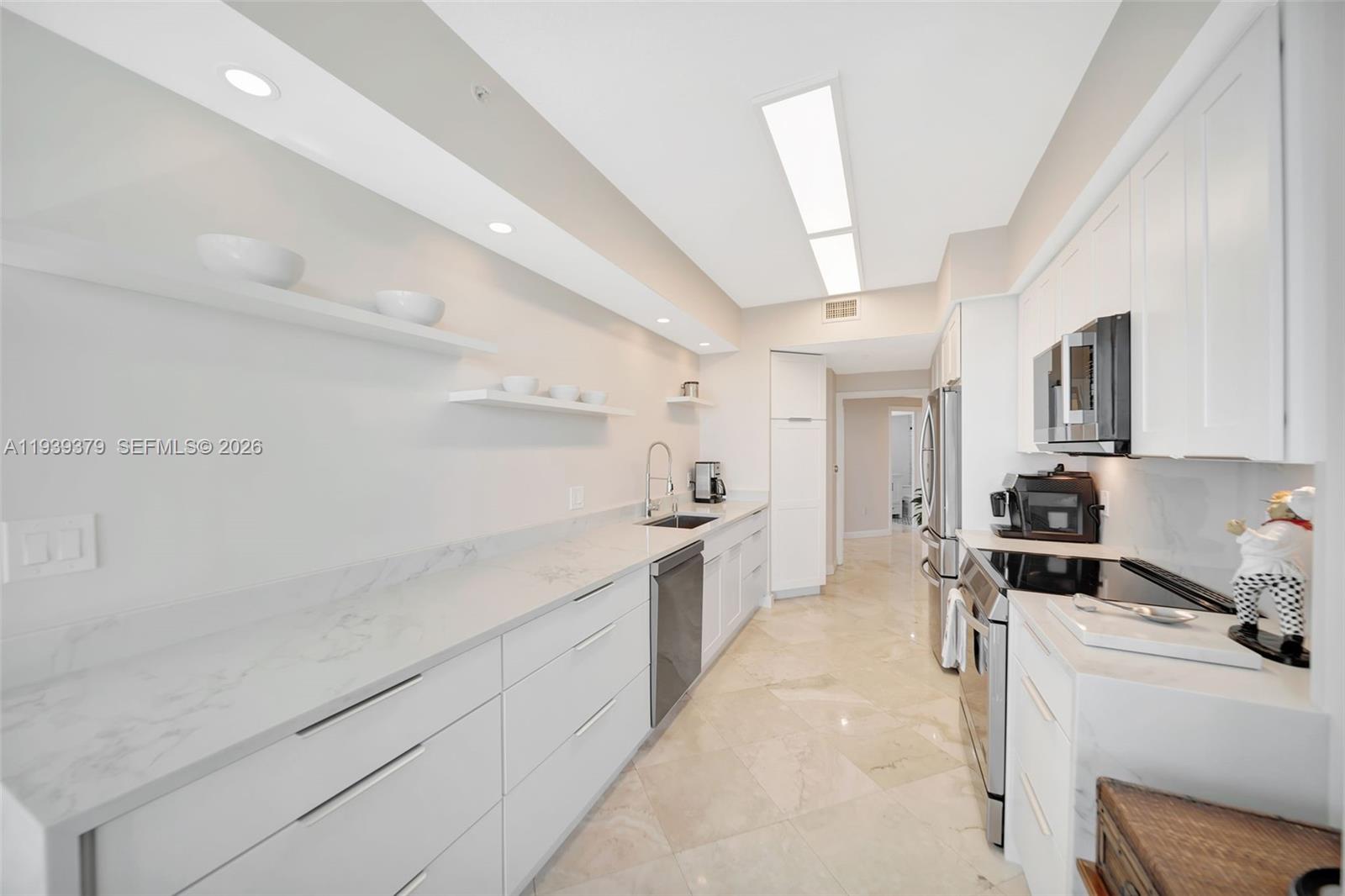 6001 N Ocean Dr 1204