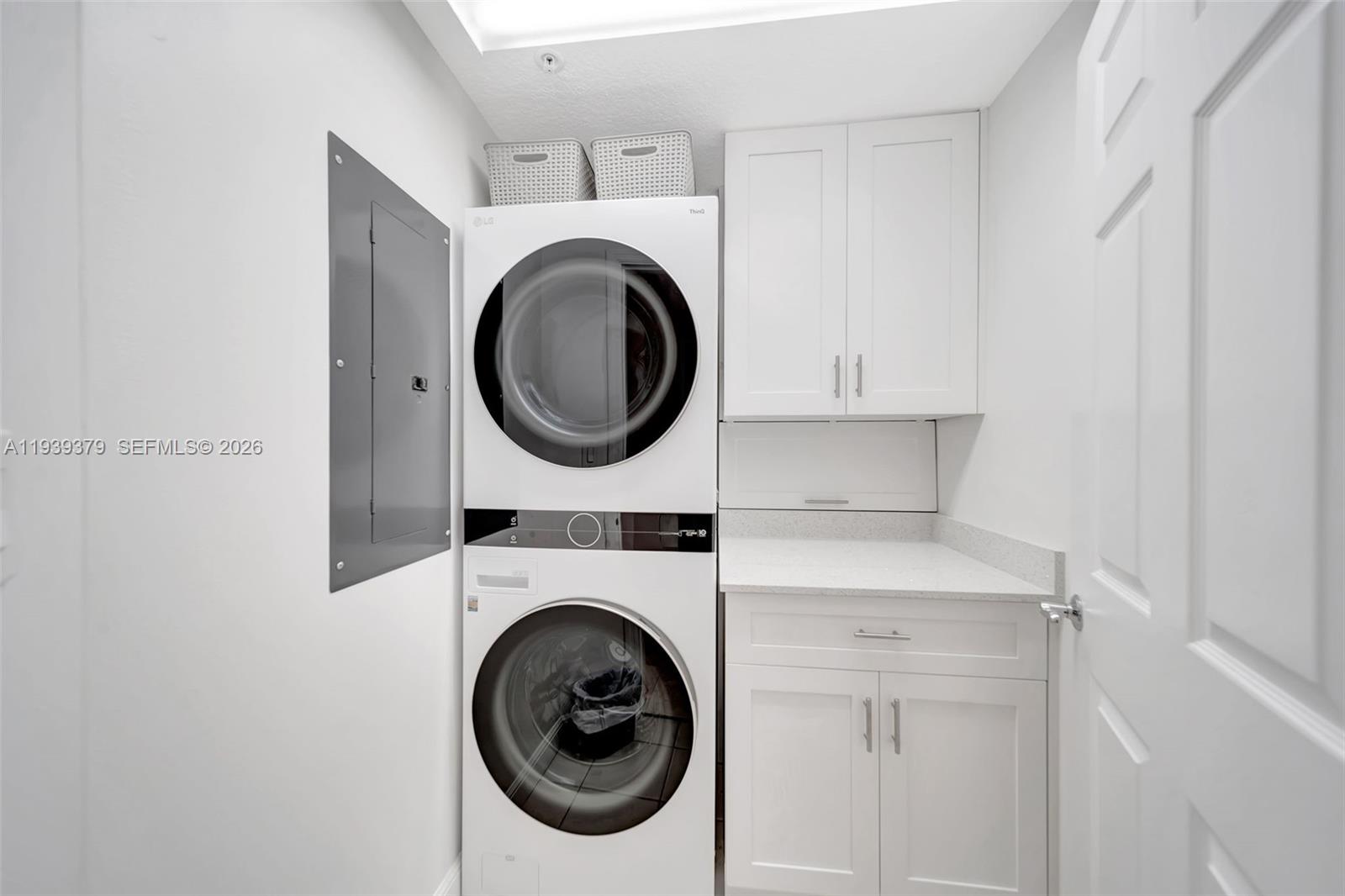 RENAISSANCE ON THE OCEAN - Residential