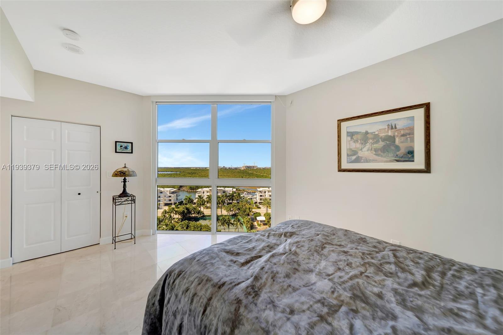 RENAISSANCE ON THE OCEAN - Residential