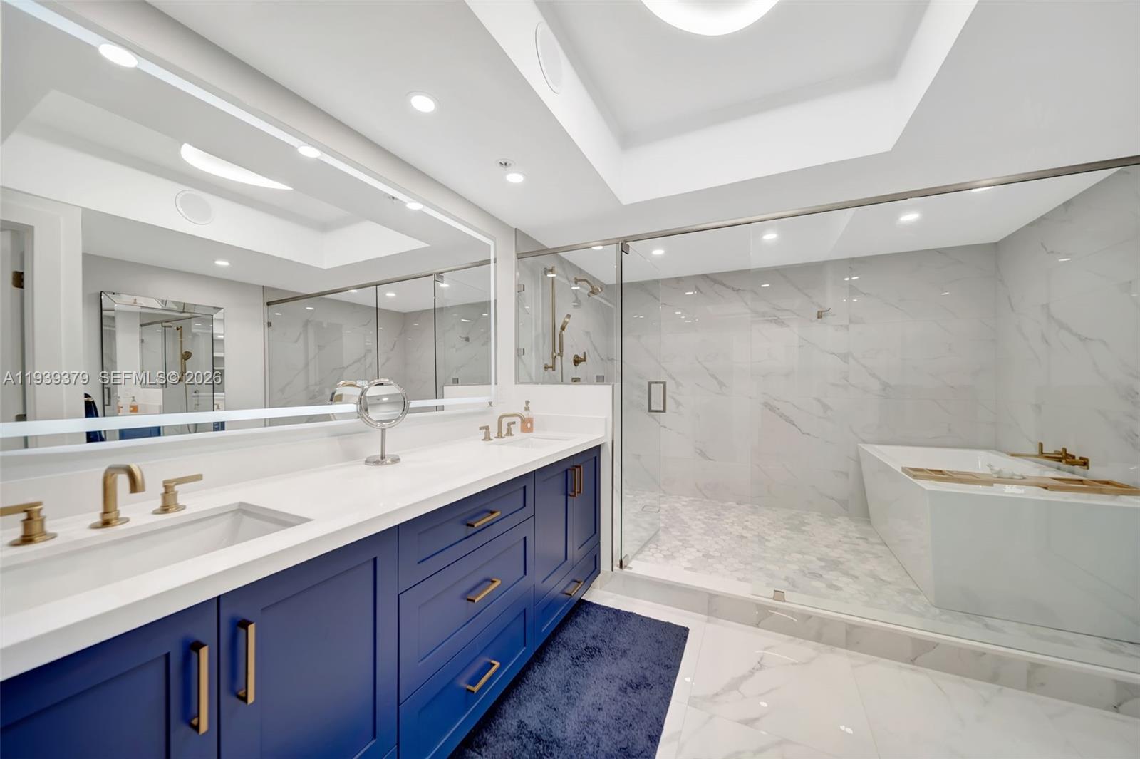 RENAISSANCE ON THE OCEAN - Residential