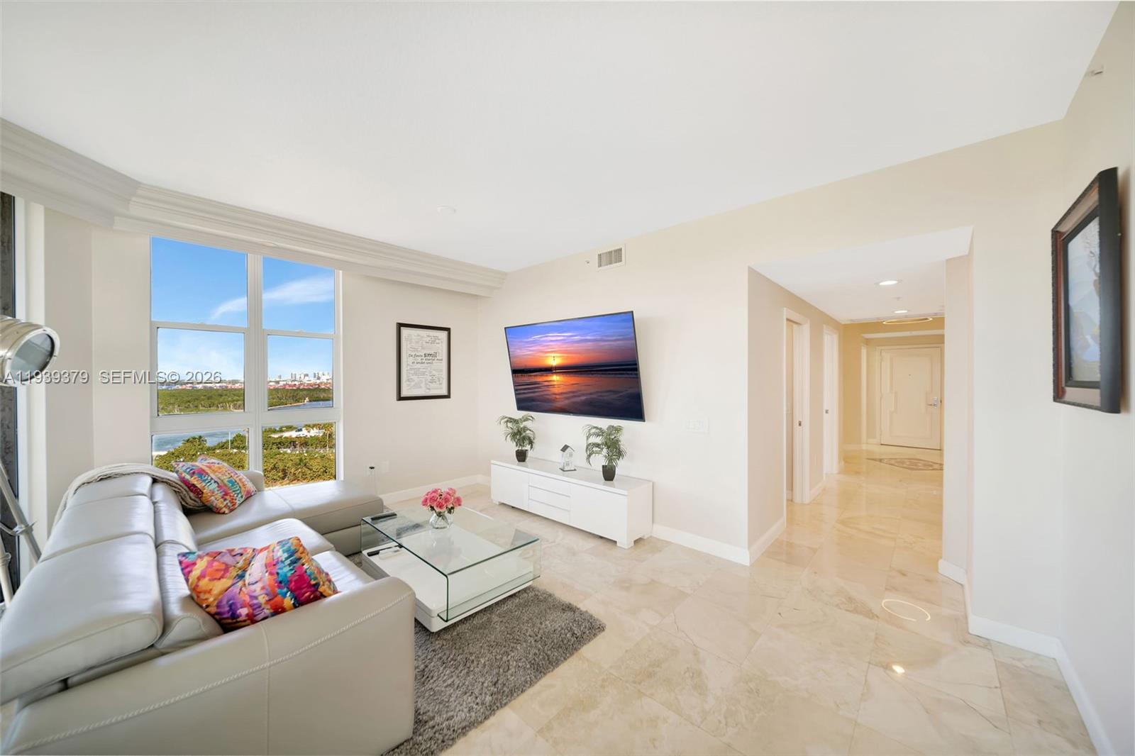 RENAISSANCE ON THE OCEAN - Residential