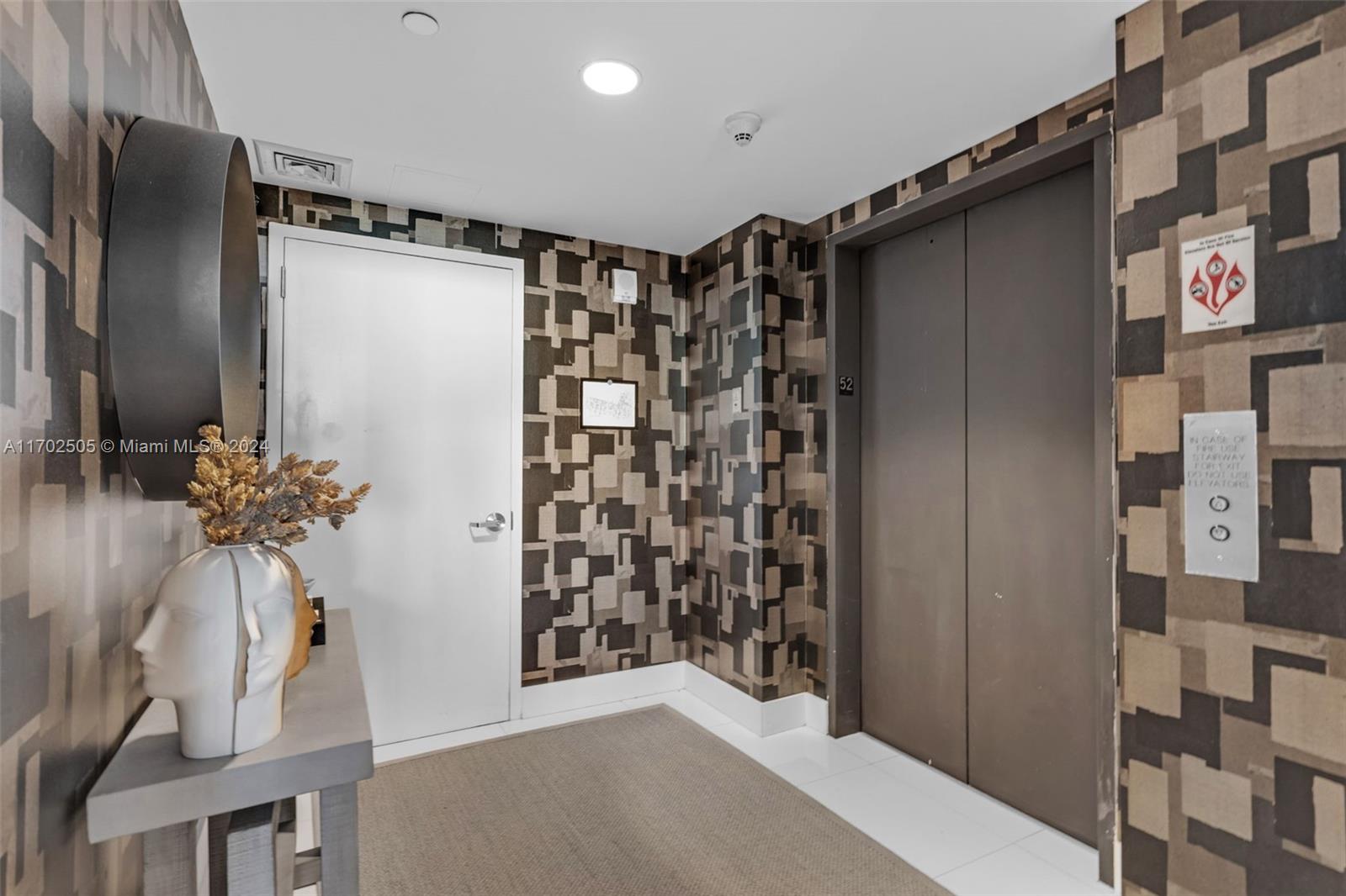 900 BISCAYNE BAY CONDO - Residential