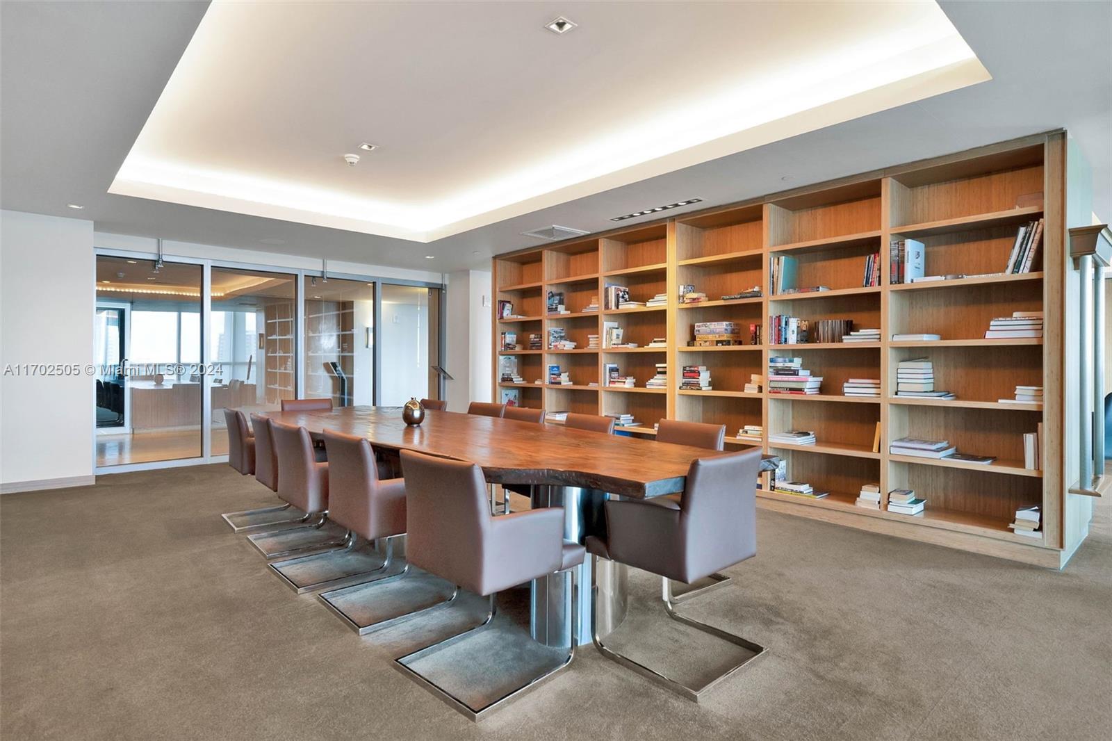 900 BISCAYNE BAY CONDO - Residential