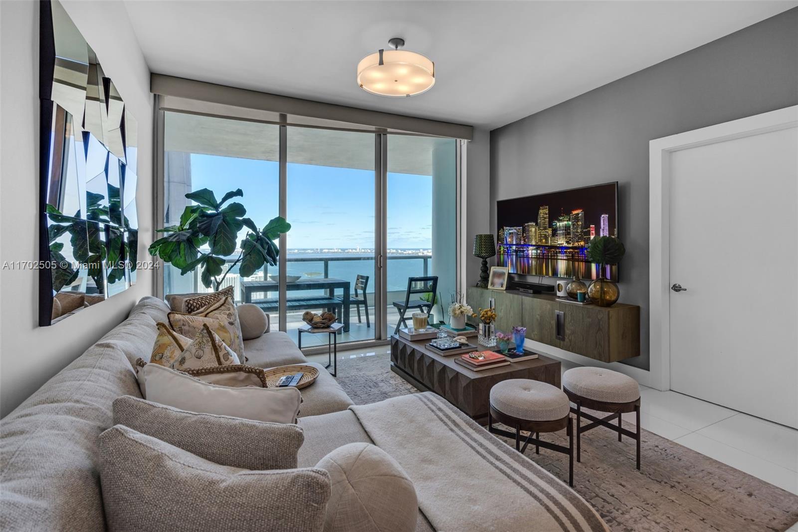 900 BISCAYNE BAY CONDO - Residential