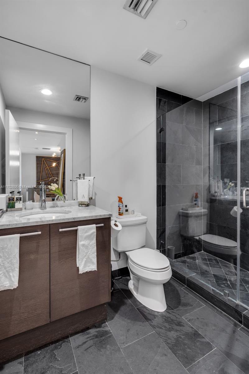 900 BISCAYNE BAY CONDO - Residential