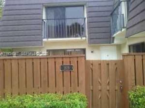 1619 16th Ct Jupiter FL 33477