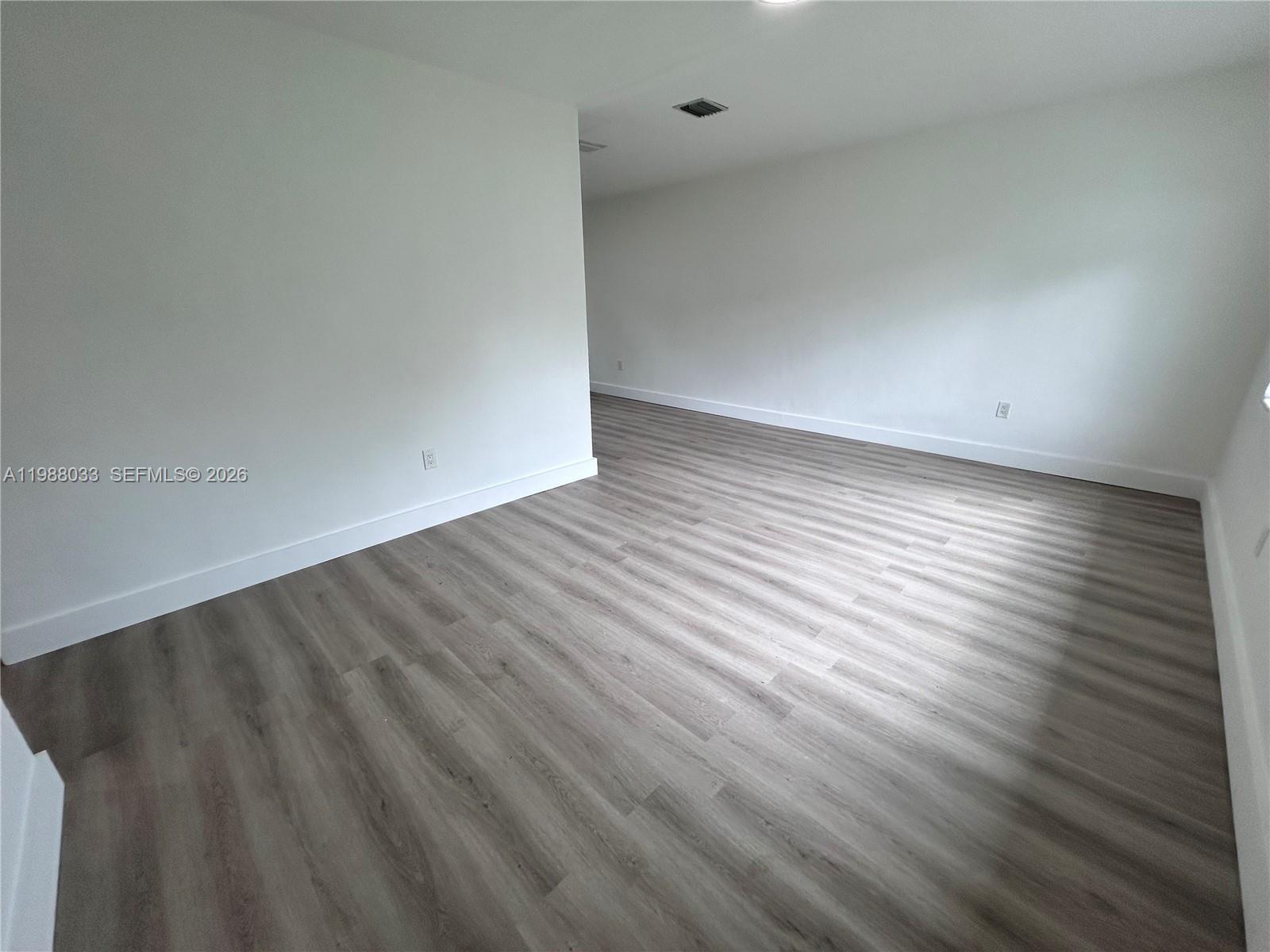 HIGHLAND PARK - Residential Lease